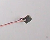 particolare del cavetto batteria